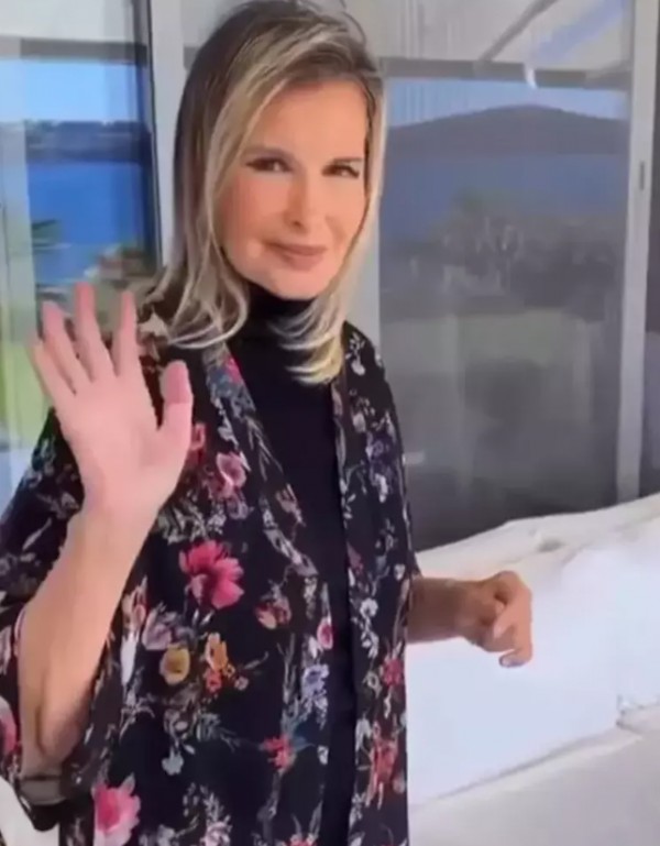 Filiz Akın sağlık durumunu paylaştı!